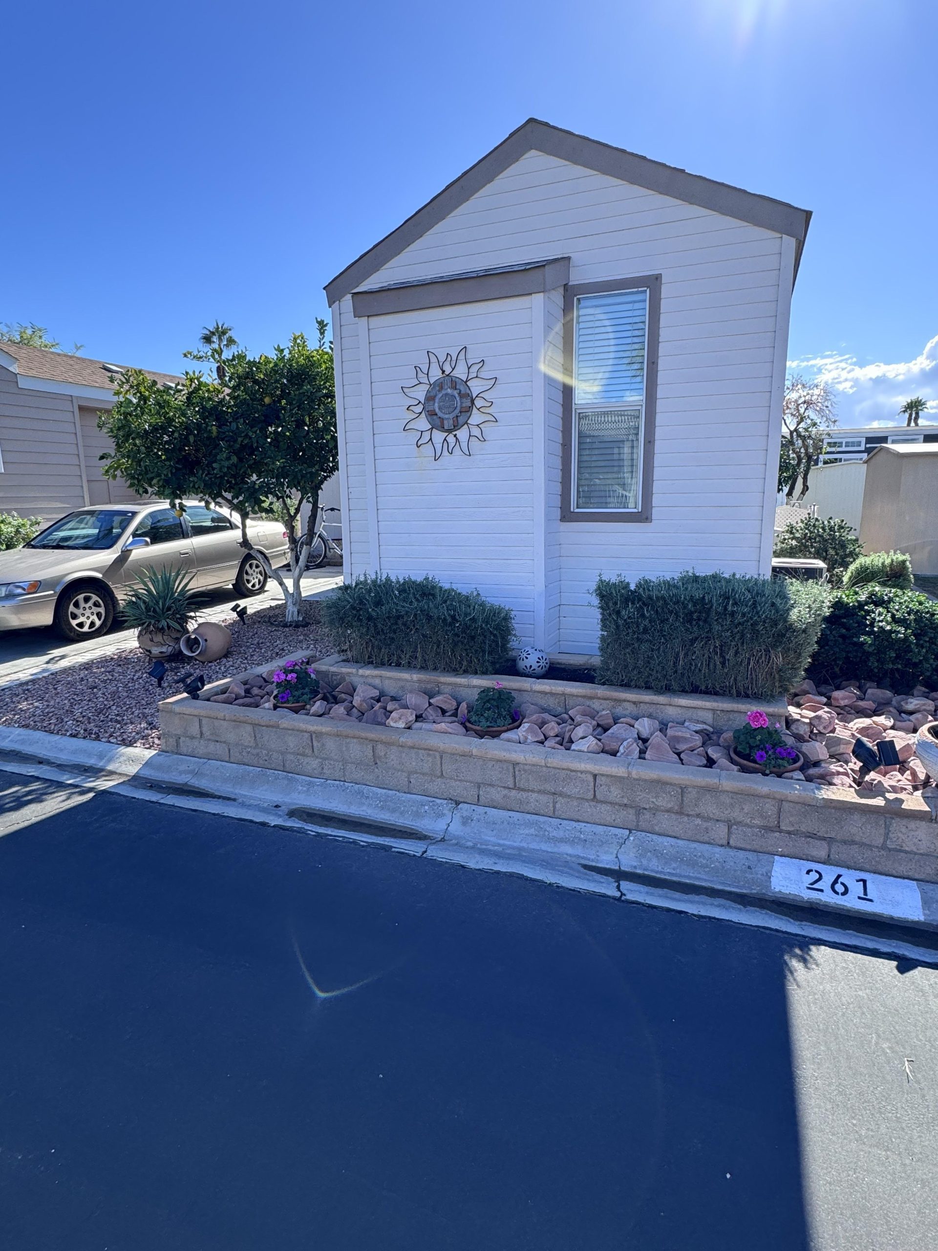 FOR SALE PARK MODEL #261 – Ask about the car that may be available!!